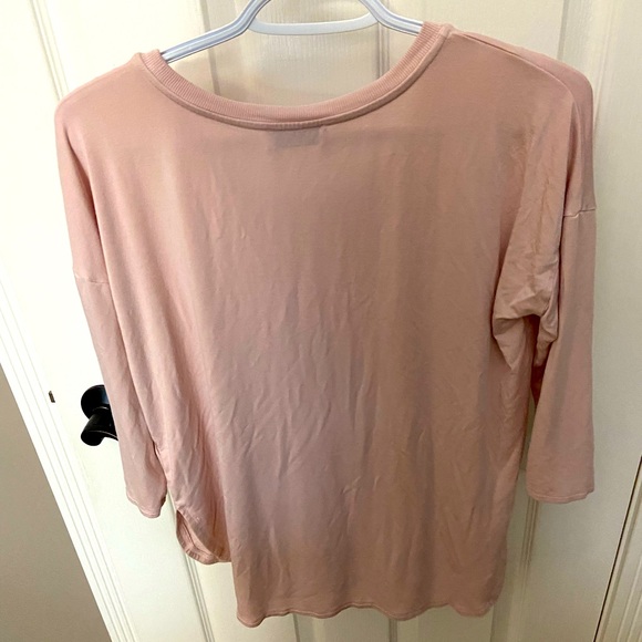 Light pink Babaton top! - Picture 3 of 3